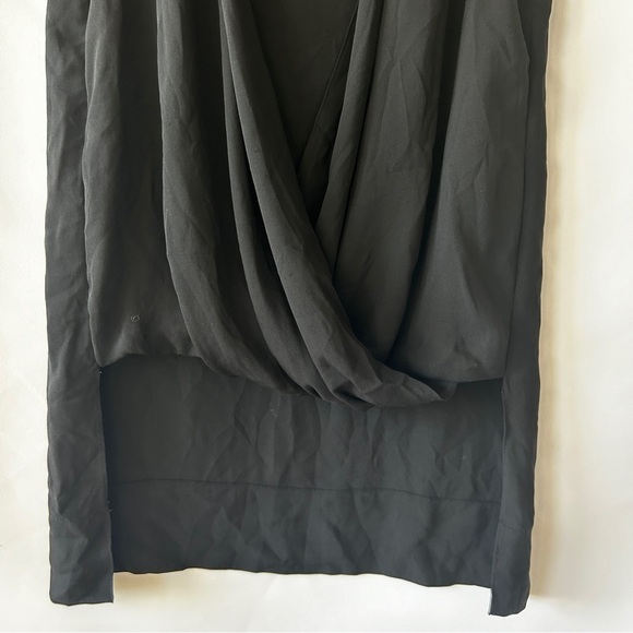 BCBGMaxAzria Women’s Black Antonella V-Neck Faux Wrap Hi Low Tank Top Size XXS - Picture 6 of 8